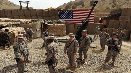 با ادامه حضور آمریکایی ها در عراق مقابله می کنیم