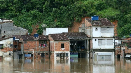 ブラジル北東部で洪水により１８人死亡、数万人が避難