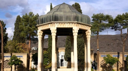 Le meraviglie sconosciute dell’Iran (60) La tomba del poeta Hafez
