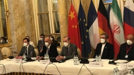 Wakil Tiga Negara Eropa Bertemu dengan Delegasi Iran di Wina