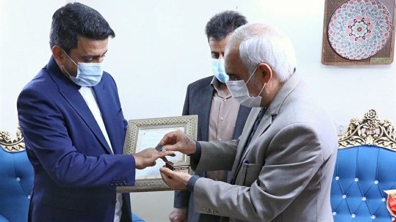 L'anello del gen. martire Soleimani regalato al campione olimpico Foroughi