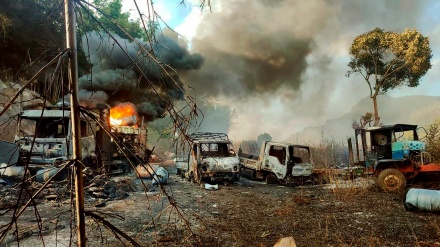 Myanmar, strage civili: auto bruciate con dentro donne e bambini