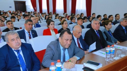 جلسه مشورتی بررسی راه های گسترش روابط فرهنگی تاجیکستان وازبکستان 