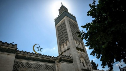  Islamophobia in France: Another mosque ordered closed in Paris 