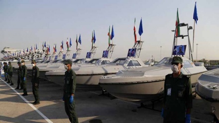 110 Perahu Cepat Ashura Bergabung dengan Armada Laut IRGC
