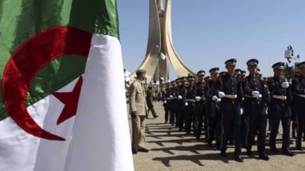 Alger prépare à une guerre totale?