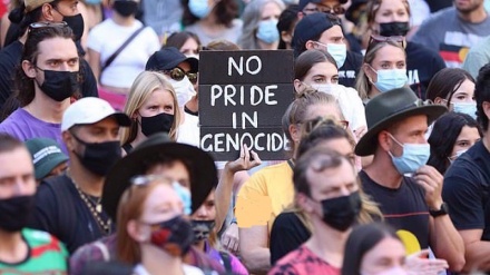 Australia, cortei contro festa nazionale per violazione diritti aborigeni