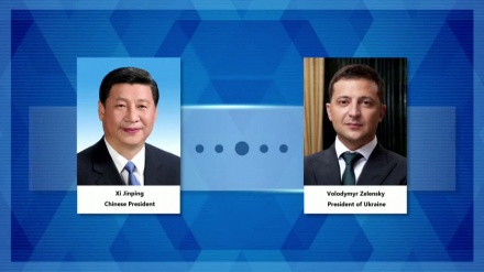 习近平同乌克兰总统泽连斯基互致贺电