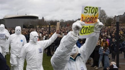 Thousands gather in Amsterdam despite demonstration ban