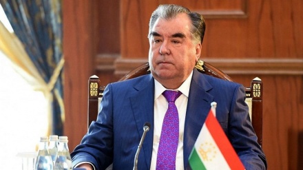 Tajikistan president hails anniversary of establishment of ties with Iran