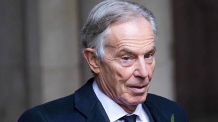 Tony Blair erhält britischen Ritterschlag für Kriegsverbrechen im Irak