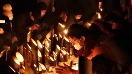 阪神・淡路大震災から27年、地震発生時刻の午前5時46分に黙とう　　　　　　　　　　　　　　