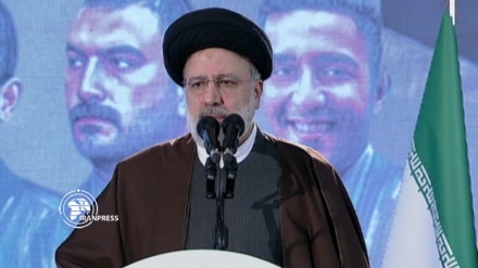 Raisi: Trump Harus Diadili !