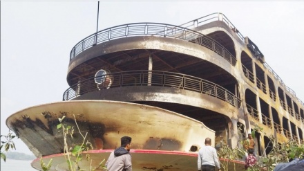 সুগন্ধা নদীতে লঞ্চে অগ্নিকাণ্ড: মালিক-চালককে দায়ী করে প্রতিবেদন জমা
