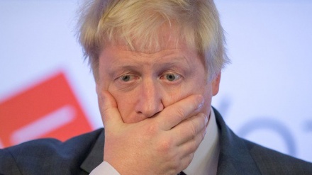 Rënia e popullaritetit të partisë britanike në pushtet pas skandaleve të Johnson