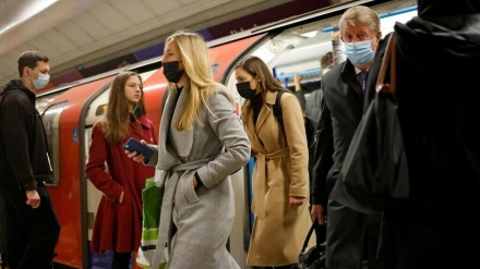 英コロナ死者数、累計１５万人超す