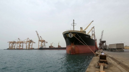 沙特联军劫持一艘运载也门液化天然气的船只