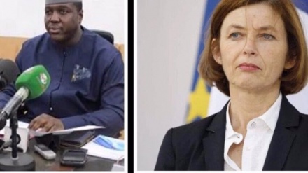 Mali: Bamako muselle Paris ; l'Élysée KO