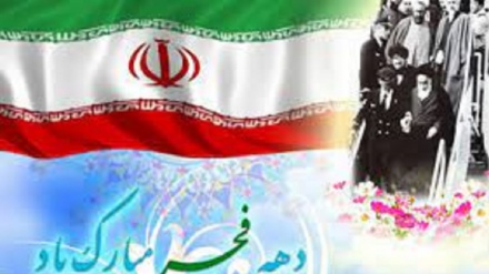 ایرانیان برای برگزاری جشن های سالروز پیروزی انقلاب آماده می شوند 