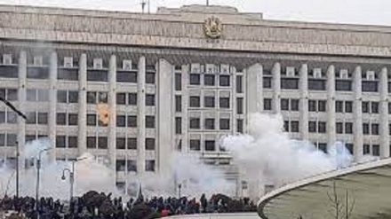 Kazakhstan: il governo si dimette