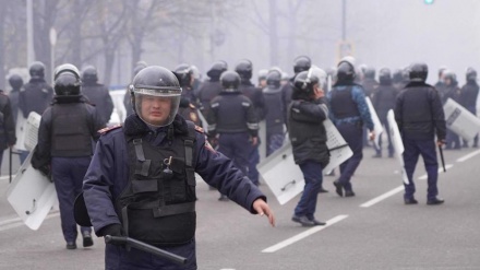 Kazakhstan: l'armée chinoise s'engage