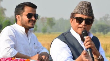 কারাগার থেকেই নির্বাচনে লড়বেন সমাজবাদী পার্টির আজম খান, টিকিট পেয়েছেন ছেলেও 