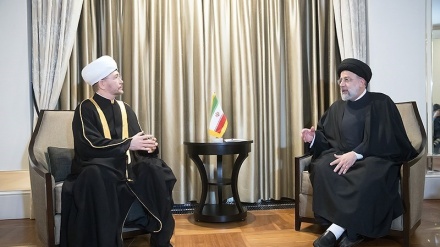 President urges vigilance against extremism, Takfiris