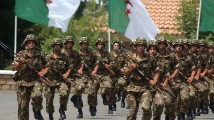 Alger conforte sa supériorité militaire