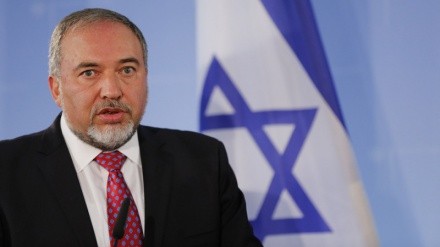 Infektimi me korona i  zyrtarëve të lartë sionistë; Avigdor Lieberman merr koronën