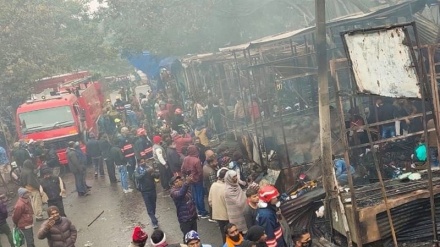 India: 80 shops gutted by massive fire in Delhi 