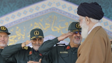 (FOTO) Iran, in ricordo del martire Soleimani- 1