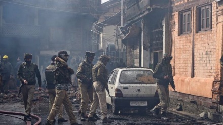  India says five suspected militants killed in overnight Kashmir clashes 