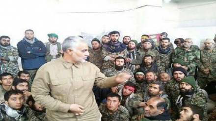 Soleimani ai combattenti della Resistenza: 'vi spiego perche' Dio vi ha donato la vittoria'