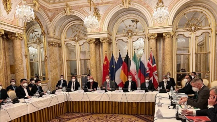 השיחות בדרג מומחים נמשכות בווינה על ביטול האמברגו