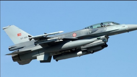 Yunanistan'dan Türkiye'ye hava sahasını ihlal iddiası