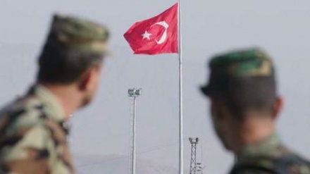 Irak: l'OTAN criblée de missiles