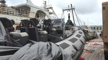 Jemenasit kapin anijen emiratase që mbante një sasi të madhe armësh