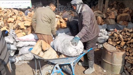 Iran Kirim Bahan Bakar untuk Bantu Warga Afghanistan