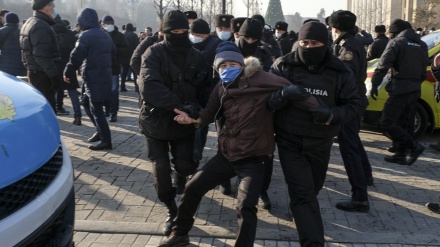 Trazirat dhe protestat në Kazakistan