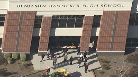 米アトランタの高校で刃物事件が発生、生徒2人が負傷