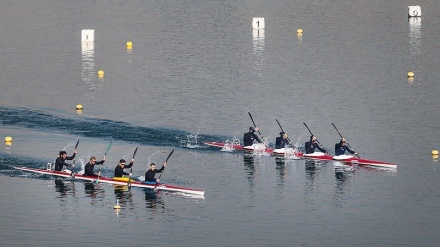 Liga Utama Kano Air Tenang di Tehran (2)