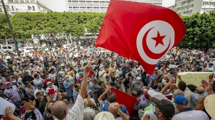 Tunus cumhurbaşkanının Anayasa'daki yanlışlara itiraf etmesi 