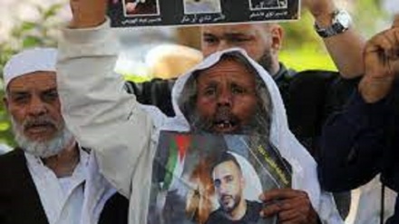 Palestinese muore dopo essere stato investito da una jeep sionista