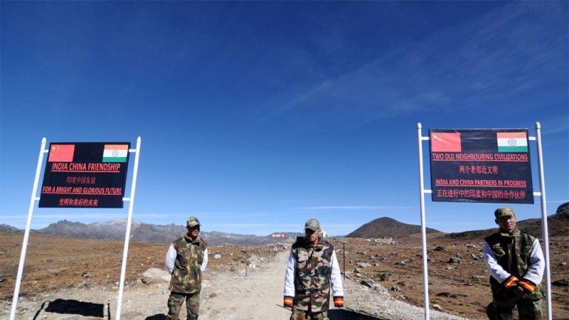چین در مرز با هند تجهیزات مسلحانه رباتیک مستقر کرد