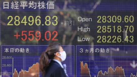 東京市場で株価が500円以上値上がり、 買い戻す動きが拡大