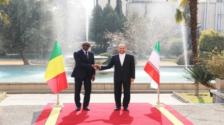 Amir Abdulahjan pret në takim ministrin e jashtëm të Malit