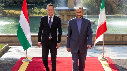  Iran calls for Hungary’s assistance to return Iranian citizens from Ukraine 