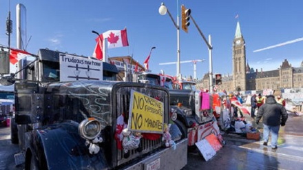 Canada, Trudeau ai camionisti, 'basta con l'assedio di Ottawa'