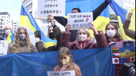在日ウクライナ人が抗議デモ、ロシアの軍事行動への反対を表明