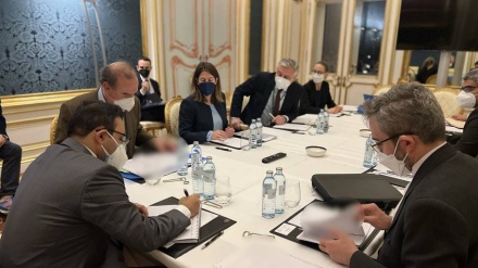 Takim mes Bagheri, Mora dhe përfaqësuesve të tre vendeve evropiane